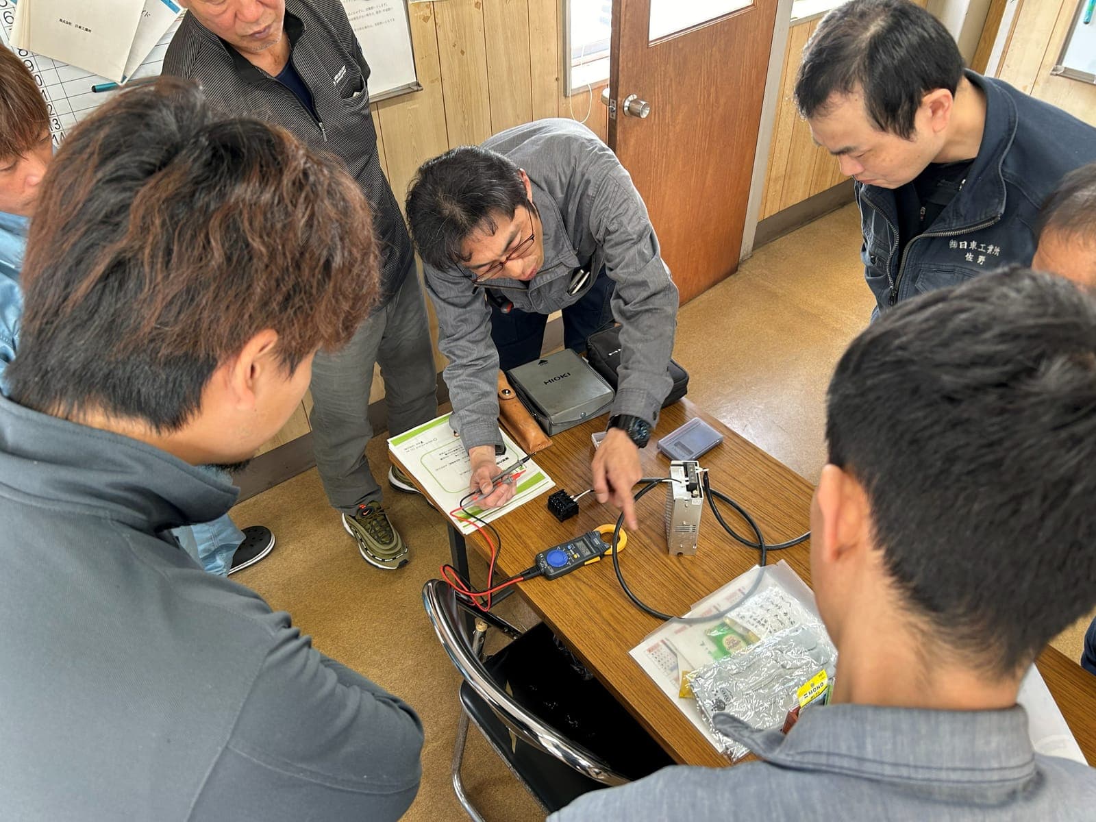 電気事業部
